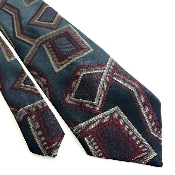 Wembley Polyester Green Red Woven Abstract Metallic Tie - Picture 1 of 7